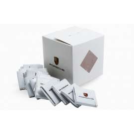 Шоколадный набор «Подарочный куб» 100г из 20 плиток шоколада с символикой заказчика, изображение 2
