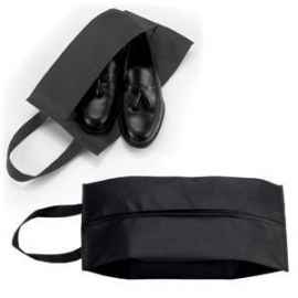 Футляр для обуви на молнии 'HAPPY TRAVEL', черный , нетканка , 20*42*15 см, шелкография, Цвет: Чёрный