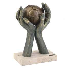 Скульптура 'Мир в твоих руках', бронзовый, Цвет: бронзовый