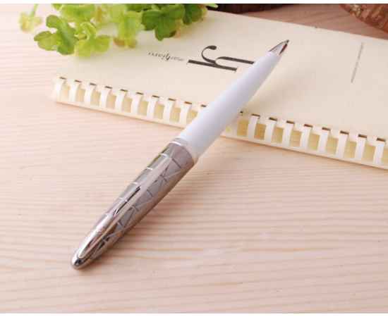 Шариковая ручка Waterman Carene, цвет: Contemporary white ST, стержень: Mblue, изображение 4