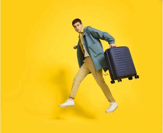 Чемодан Lightweight Luggage M, синий, Цвет: синий, Объем: 54, Размер: 65x45x26 см, изображение 4