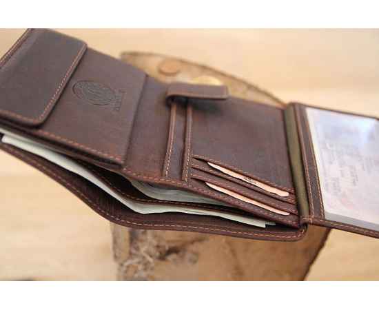 Бумажник KLONDIKE «Don», натуральная кожа в темно-коричневом цвете, 9,5 х 12 см, изображение 9