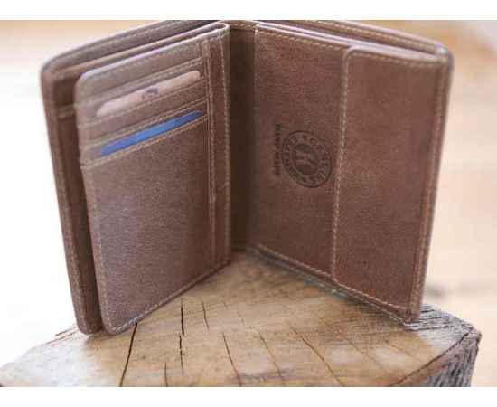 Бумажник KLONDIKE «Finn», натуральная кожа в коричневом цвете, 10 х 11,5 см, изображение 12