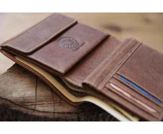 Бумажник KLONDIKE «Finn», натуральная кожа в коричневом цвете, 10 х 11,5 см, изображение 9