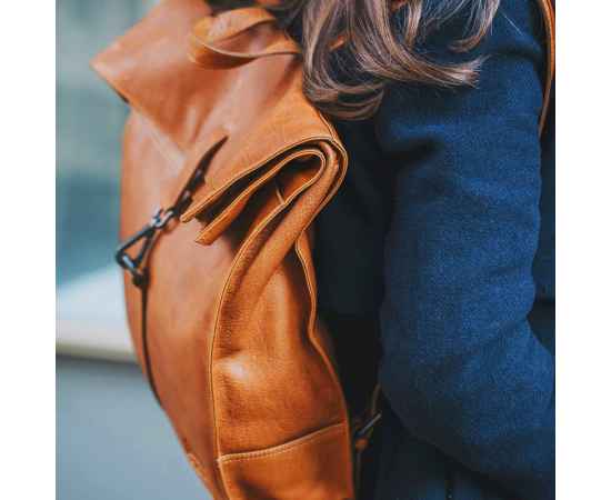 Рюкзак-сумка KLONDIKE DIGGER «Mara», натуральная кожа цвета коньяк, 32,5 x 36,5 x 11 см, изображение 10