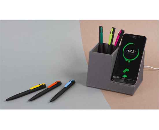 Ручка шариковая 'Lip', покрытие soft touch, черный с фуксией, Цвет: черный с фуксией, изображение 5