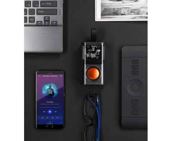 Bluetooth колонка 'Hi-Fi' 5Вт с разноцветной подсветкой и прозрачным корпусом, черный с оранжевым, изображение 7