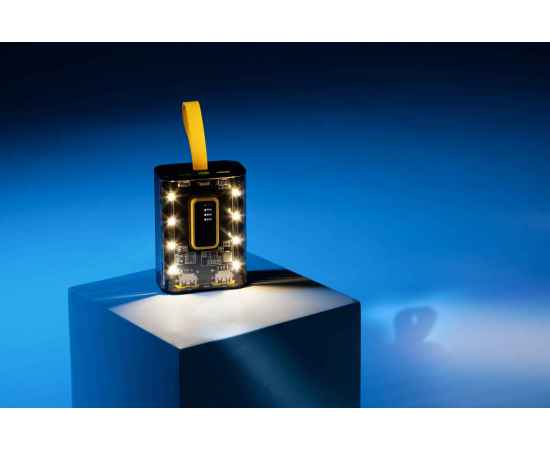 Зарядное устройство 'Shine' 9000 mAh с LED-подсветкой, встроенными кабелями Type-C/Lightning/USB, черный с желтым, изображение 8