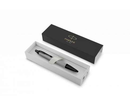 Подарочный набор: Шариковая ручка Parker PK IM MGREY BT , стержень Mblue в подарочной упаковке и Ежедневник  недатированный черный, изображение 6