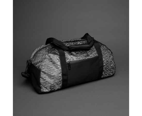 Светоотражающая спортивная сумка из RPET AWARE™, Черный, Цвет: черный, Размер: Длина 52 см., ширина 26 см., высота 25 см., изображение 5