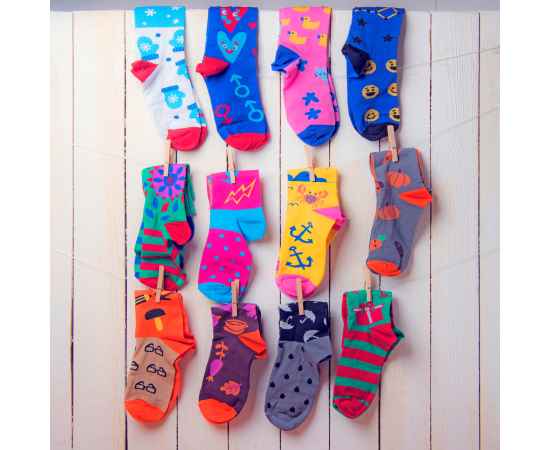 Подарочный набор  '12 месяцев', 12 пар тематических носков, изображение 3