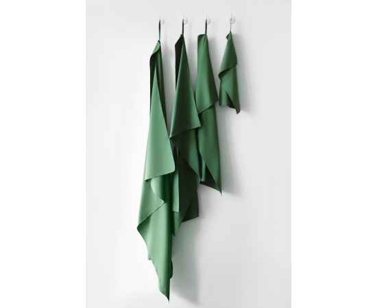 Спортивное полотенце Atoll Medium, темно-зеленое, Цвет: зеленый, Размер: 50х100 см, изображение 5